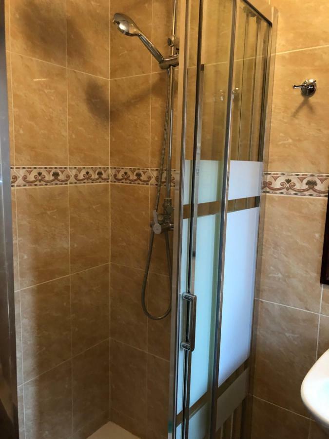 Hostal El Escudo Cilleruelo de Bezana Kültér fotó